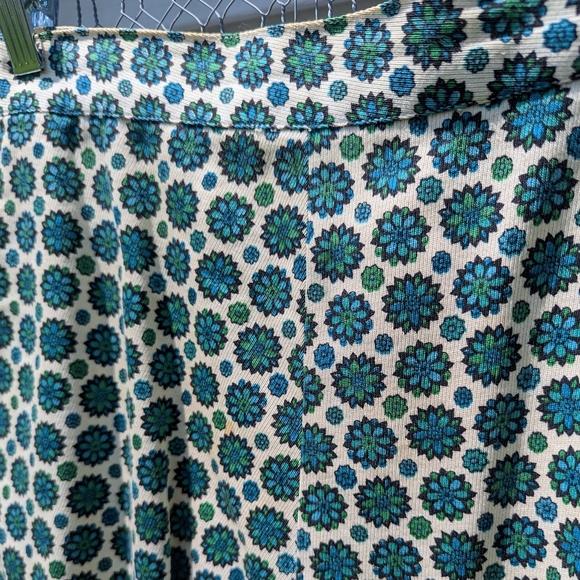 Vintage 60s Geometric Florals Mini Skirt Pockets 26" Waist Retro Boho VTG - Picture 2 of 4
